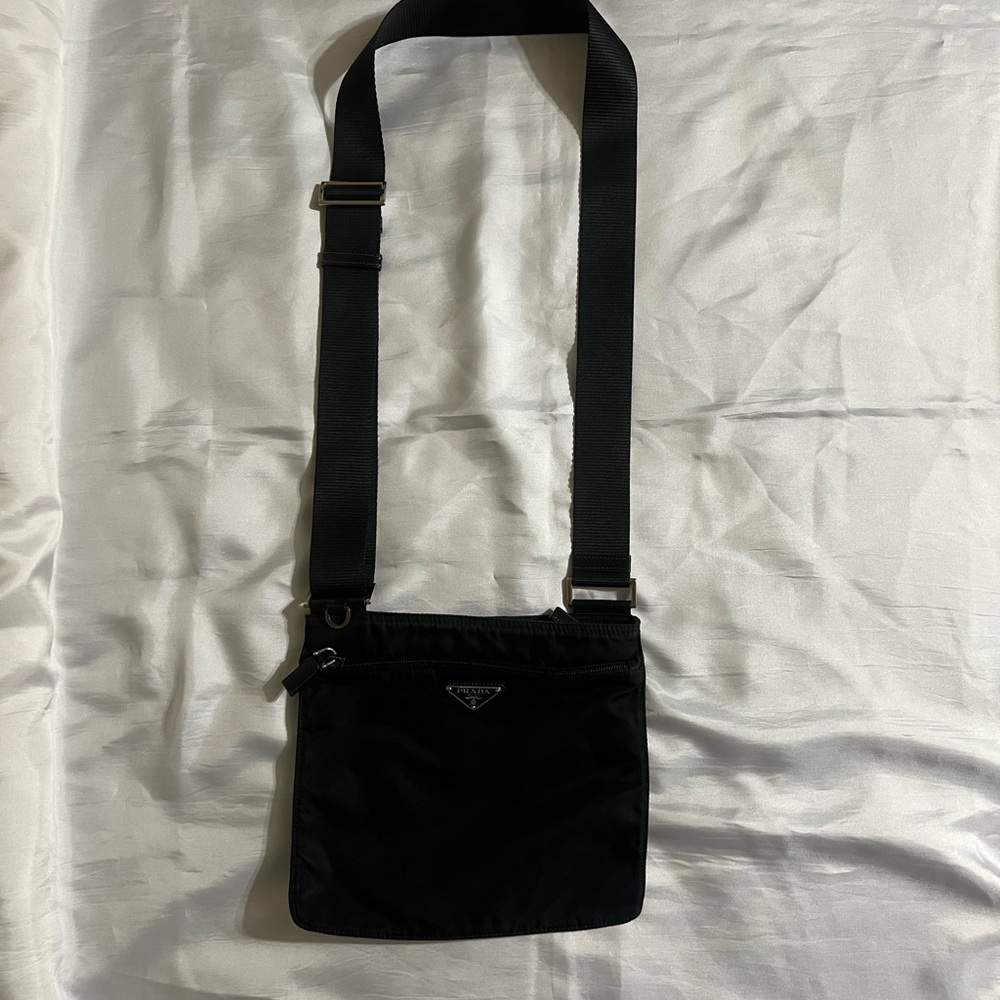 Prada Black Nylon Bag - Picture 3 of 16